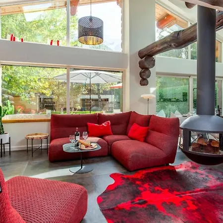 Recreation Hostal