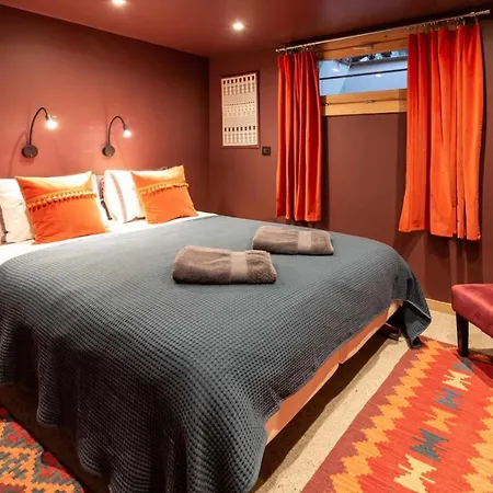 Recreation Hostal *